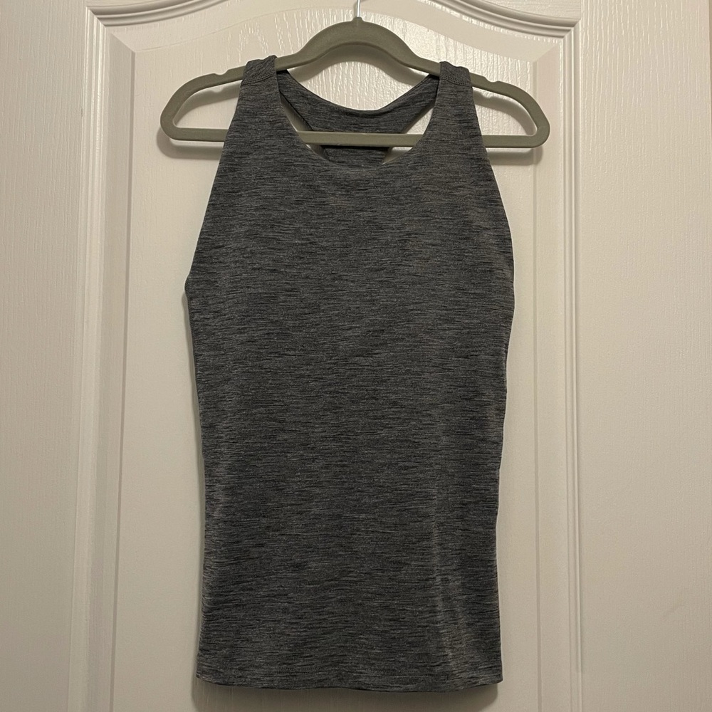 Aritzia the Constant heather grey workout top